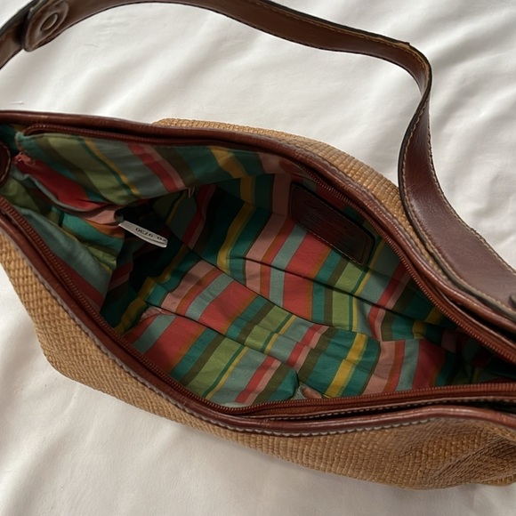 Fossil Woven Shoulder Bag with Leather Details - Picture 9 of 11